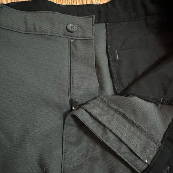 Champion C9 Men’s Golf Shorts Size 34 - Picture 3 of 7